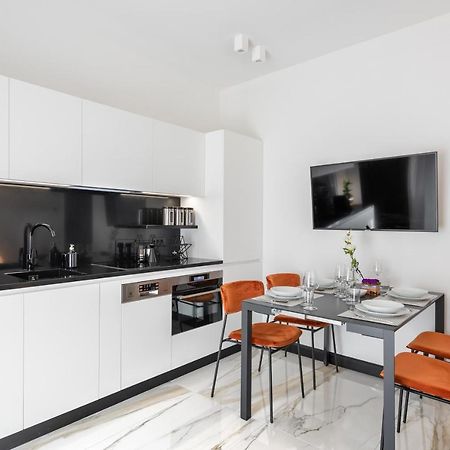 A World Aparts - 12 Viviani Verona Exterior photo