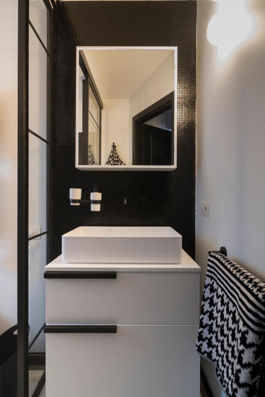 A World Aparts - 12 Viviani Verona Exterior photo