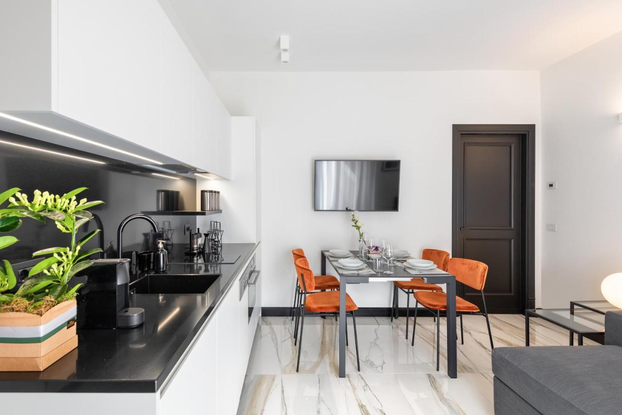 A World Aparts - 12 Viviani Verona Exterior photo